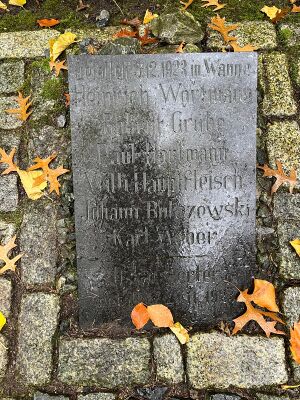 Mensing-Märzgefallene-Holsterhausen 03 2025-11-01.jpg