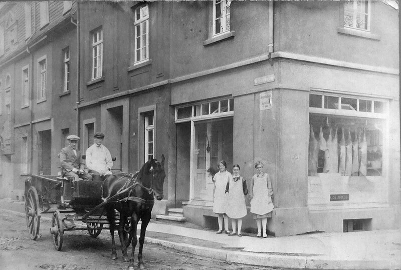 Datei:Metgerei Josef Becker Schlagenkamp 1915.jpg