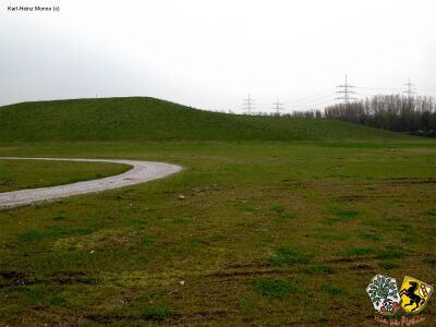 Im Hügel sind die Altlasten untergebracht.