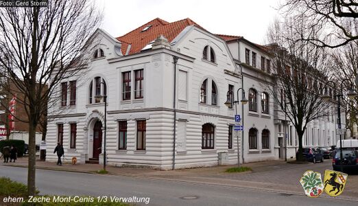 Reste der ehemaligen Zeche Mont-Cenis am 19.12.2015 [6]