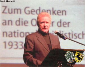 Oberbürgermeister Horst Schiereck, November 2009.jpg