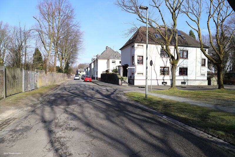 Datei:Prälat Schneider Strasse Gerd Biedermann 2016.jpeg