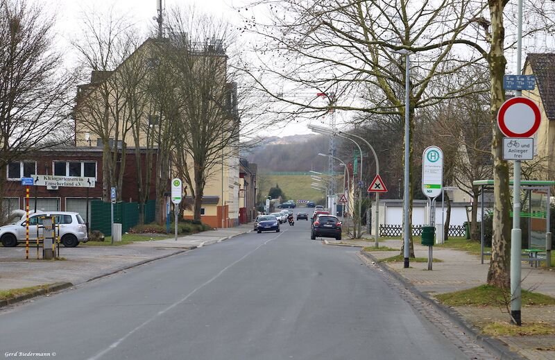 Datei:Resser Strasse 8 Gerd Biedermann 2016.jpeg