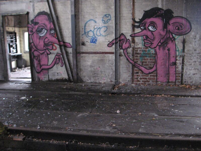 Datei:Ringlokschuppen 080 Günter Habijan 20081209.jpg