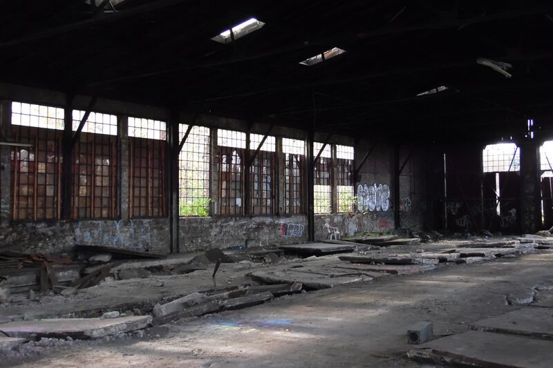 Datei:Ringlokschuppen 0992 Thorsten Schmidt 20141109.jpg