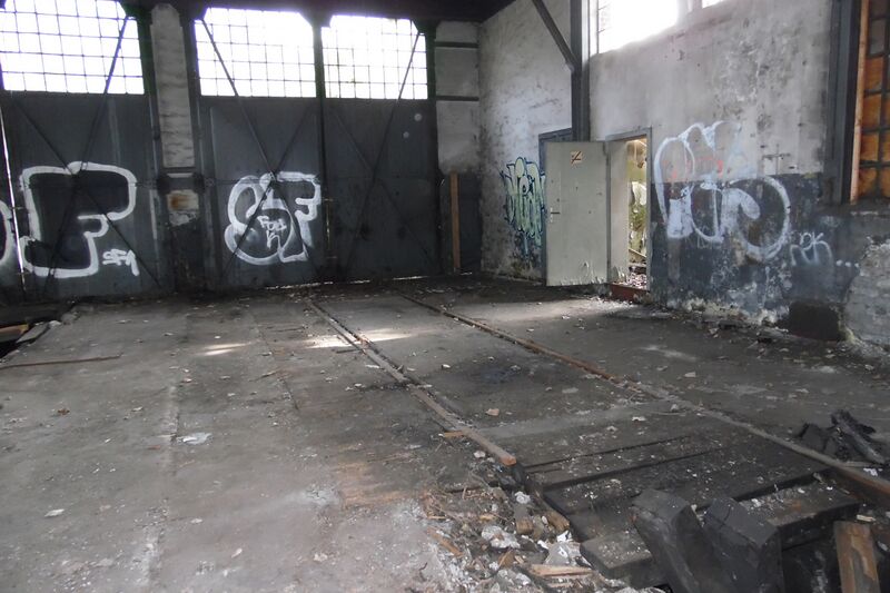 Datei:Ringlokschuppen 0998 Thorsten Schmidt 20141109.jpg