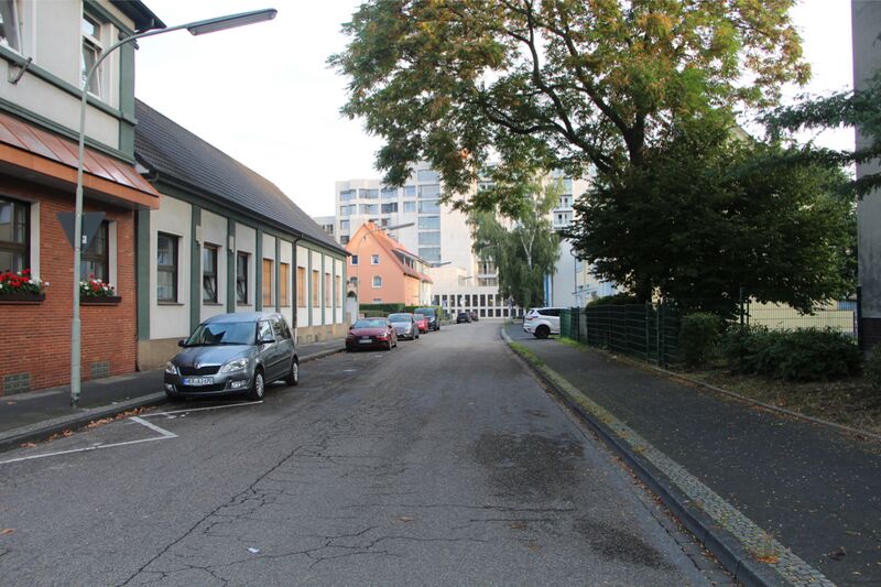 Datei:Roentgenstrasse 2110 TS 20210912.jpg