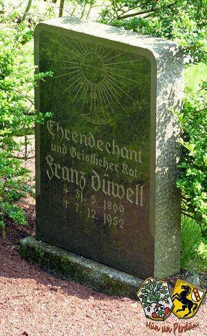 SamJanik Grab Duewell-Suedfriedhof Herne.jpg