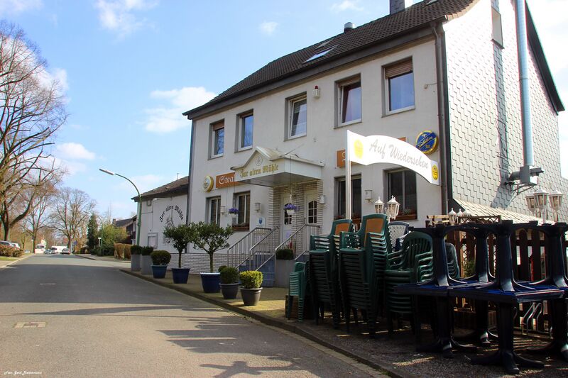 Datei:Schadeburgstraße zur alten Mühle-gb-2015.jpg