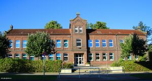 Schule Berliner Platz 3 Gerd Biedermann 20150910.jpg