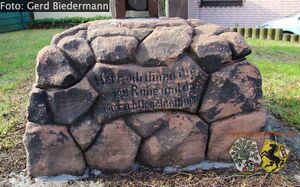 Sockel des Pestkreuzes Gerd Biedermann 20170205.jpg