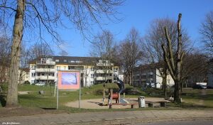 Spielplatz Diedrichstraße Gerd Biedermann 20150311.jpg