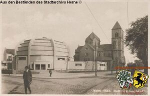 Stadthalle Wanne-Eickel und Josephskirche, gelaufen 1930.jpg