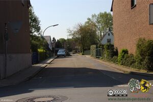 Vor dem Hofe-gb-052015.jpeg