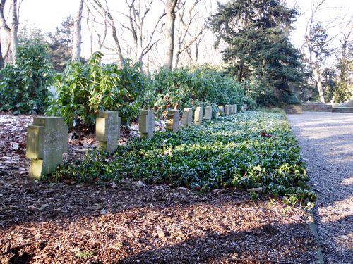 Ehrenfriedhof für die Gefallenen beider Weltkriege (Abt. III) [1]