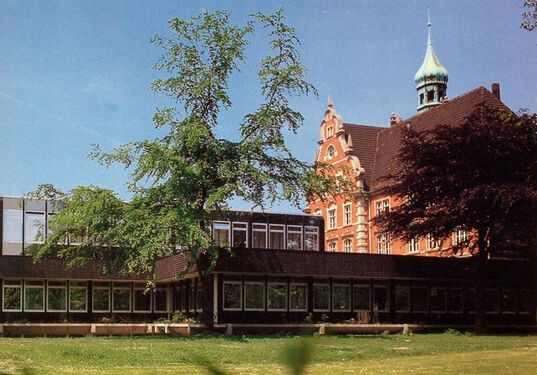 Wanner Rathaus und Gesundheitsamt, um 1985